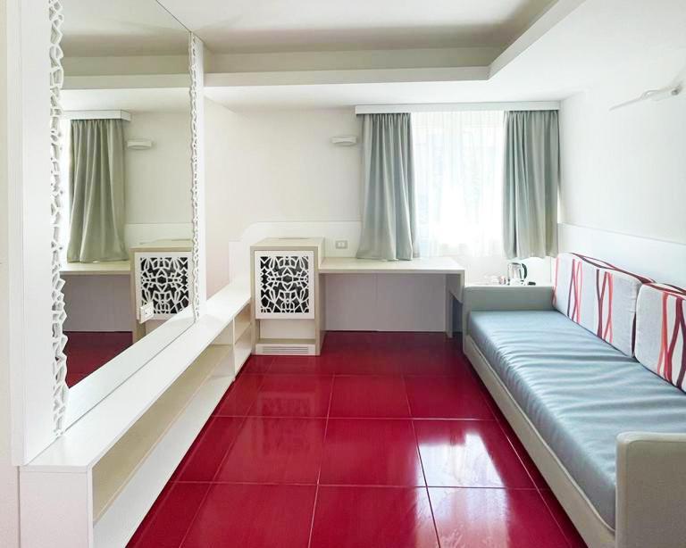 Suite Hotel L'Oasi Di Riaci (Adults Only) 圣多米尼卡 外观 照片