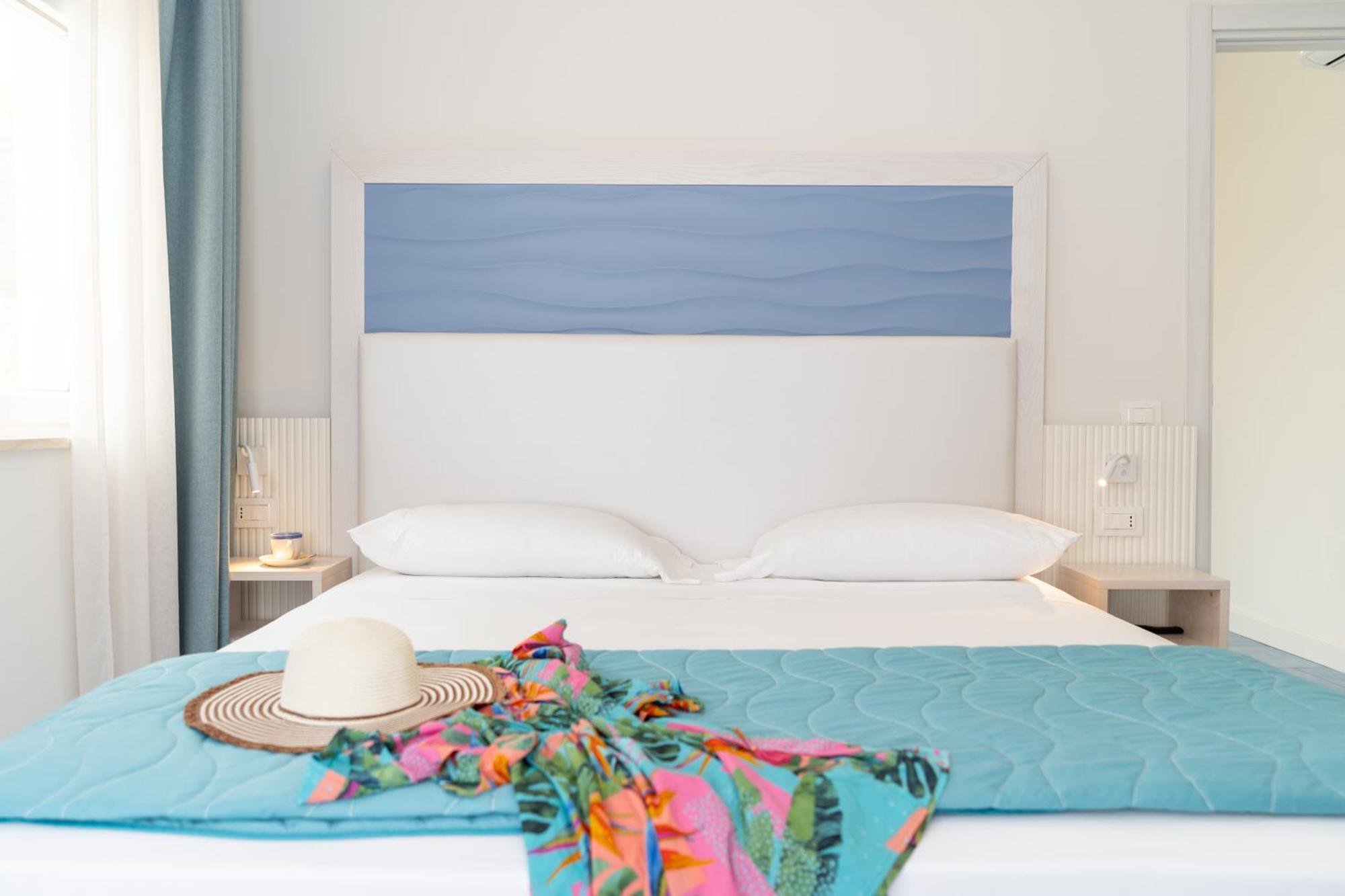 Suite Hotel L'Oasi Di Riaci (Adults Only) 圣多米尼卡 外观 照片