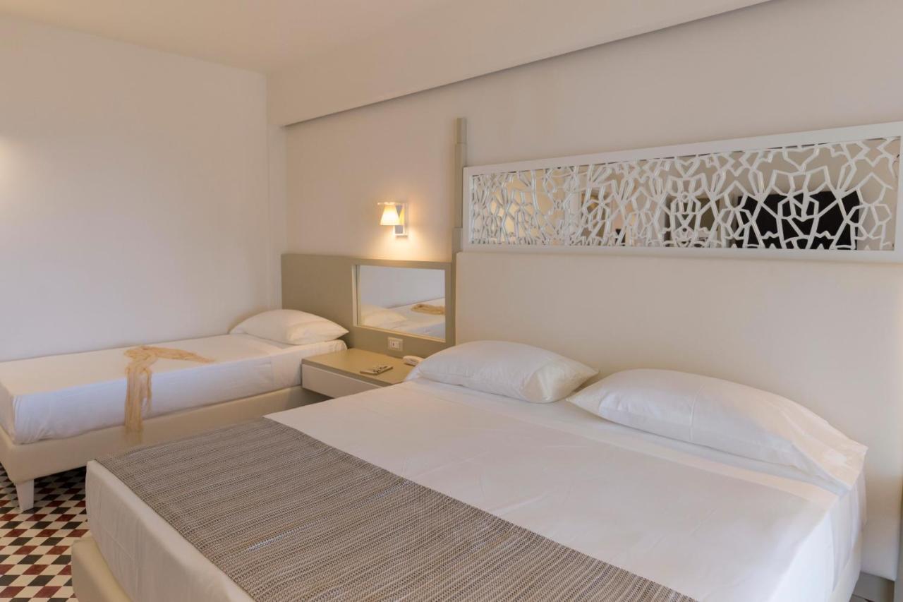 Suite Hotel L'Oasi Di Riaci (Adults Only) 圣多米尼卡 外观 照片
