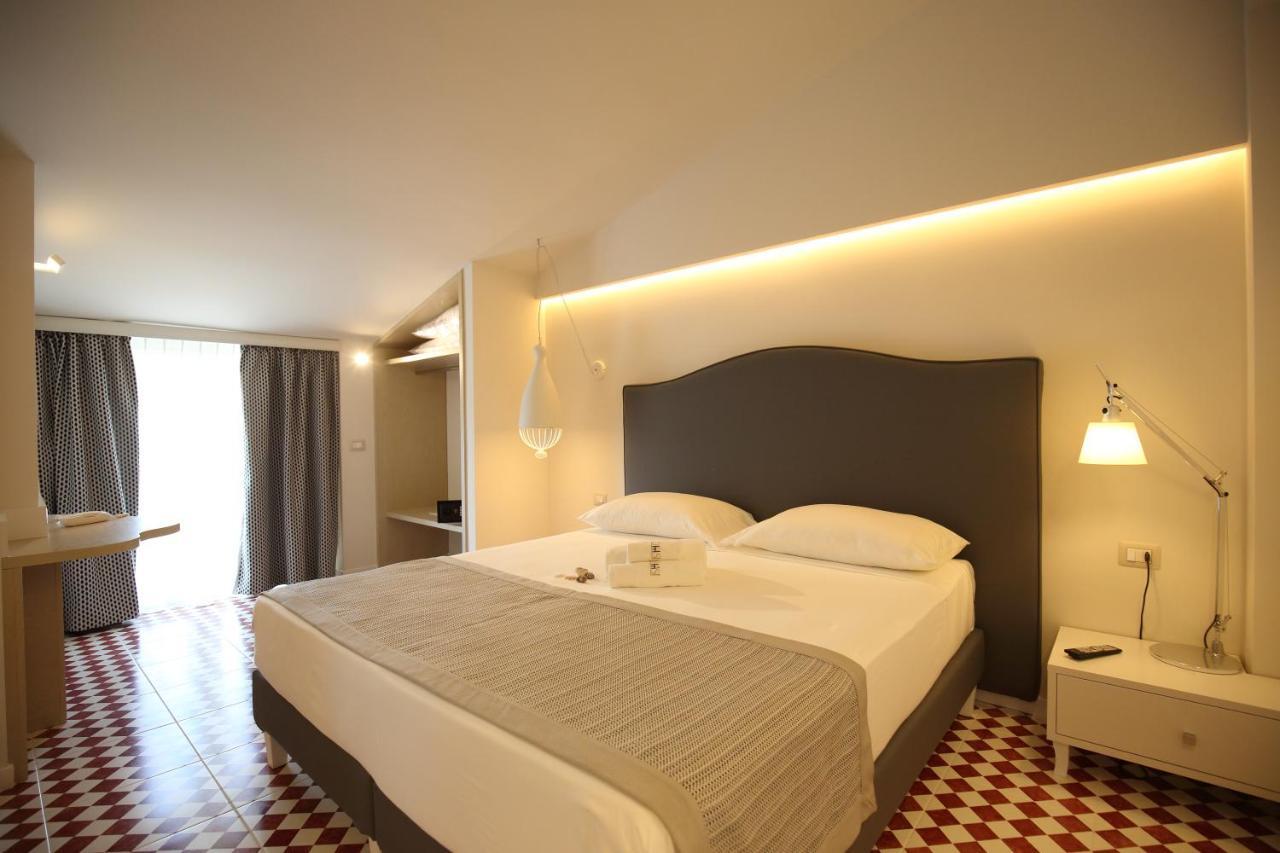 Suite Hotel L'Oasi Di Riaci (Adults Only) 圣多米尼卡 外观 照片